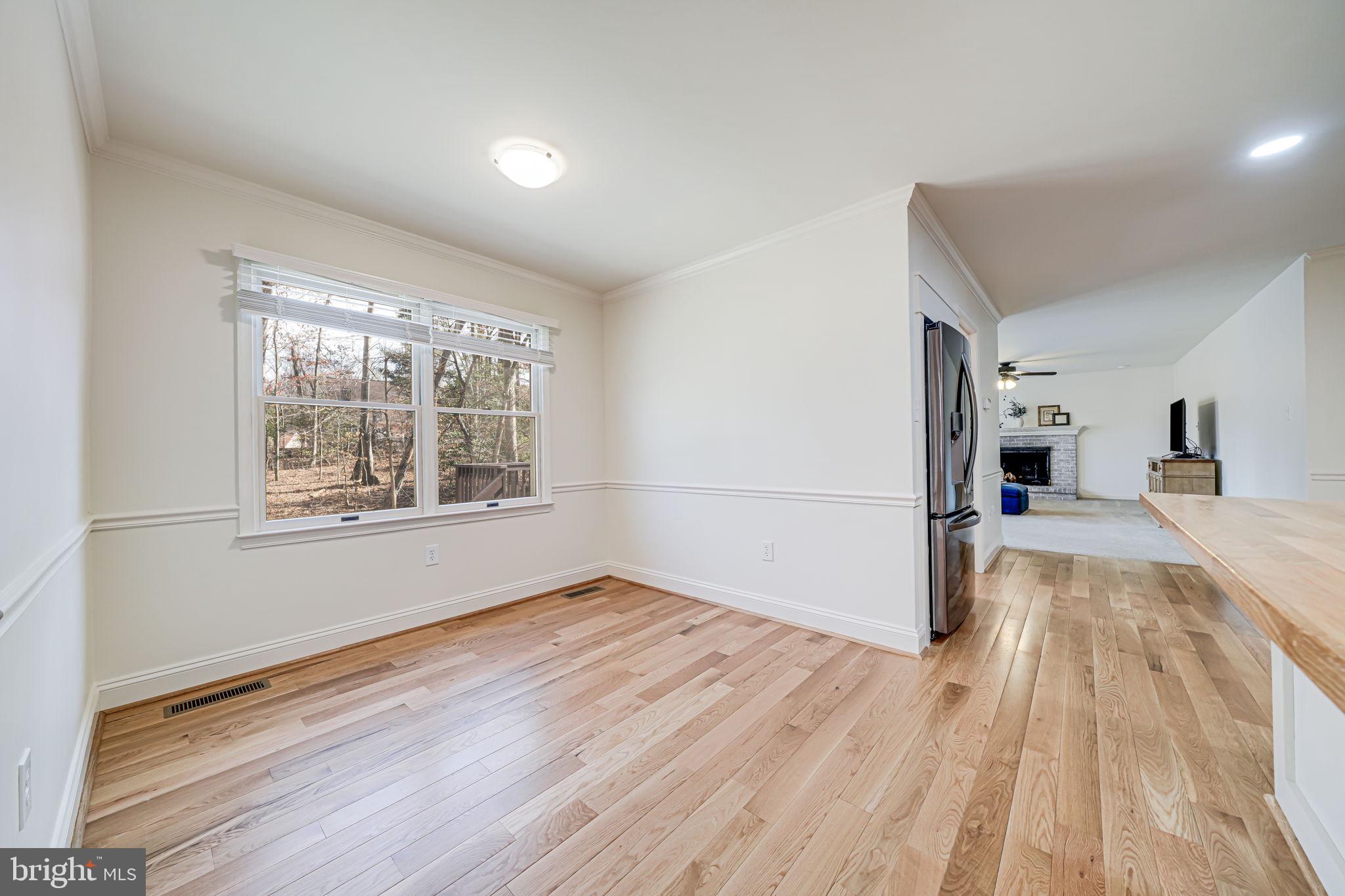 16005 Kenilworth Ct