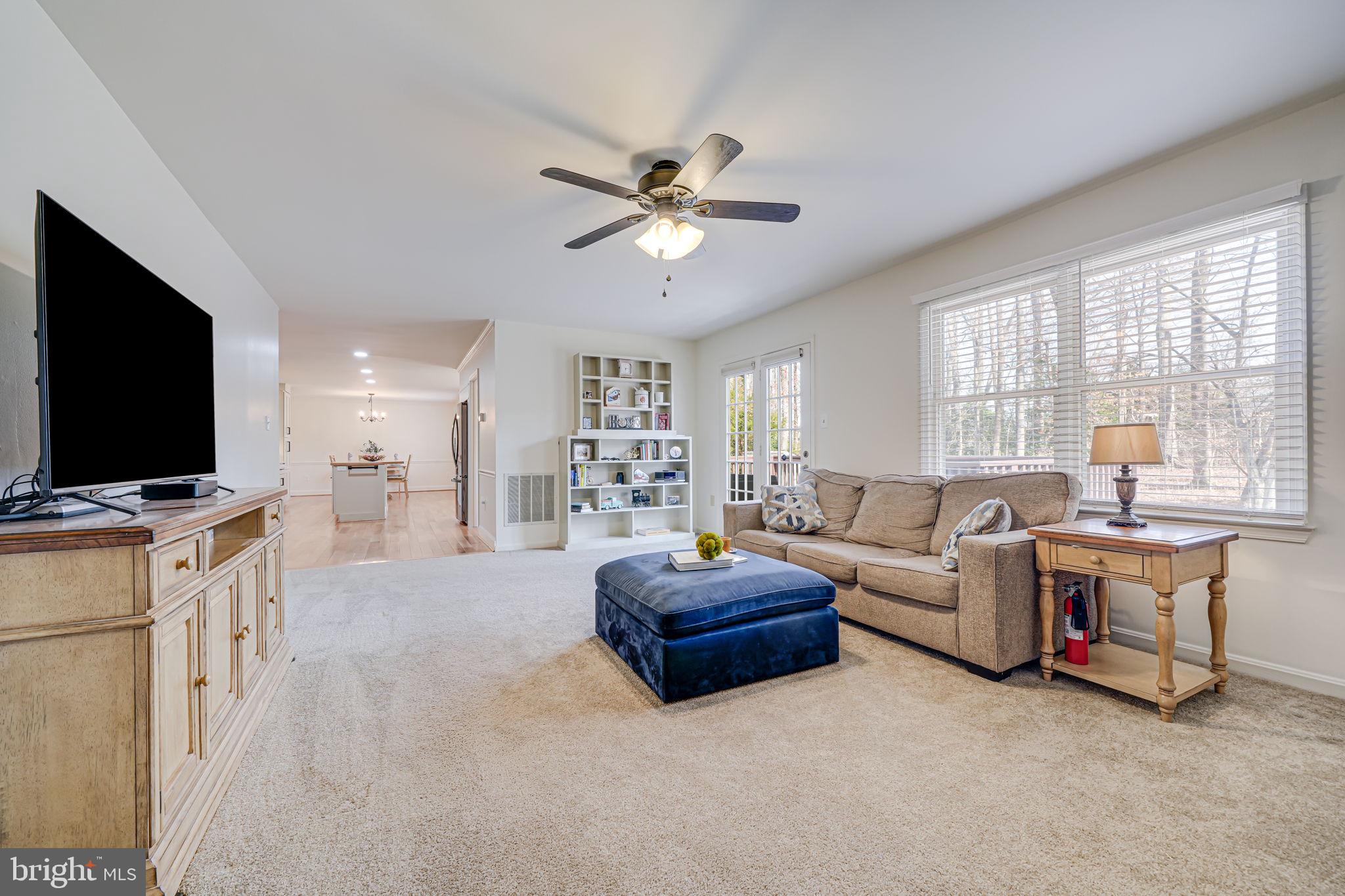 16005 Kenilworth Ct