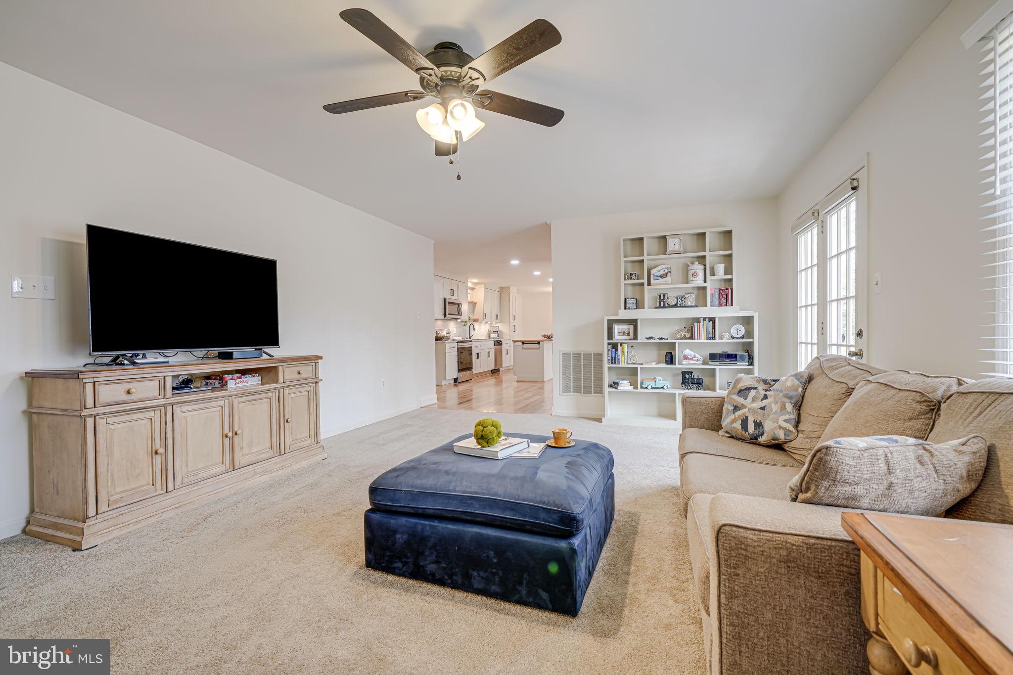 16005 Kenilworth Ct