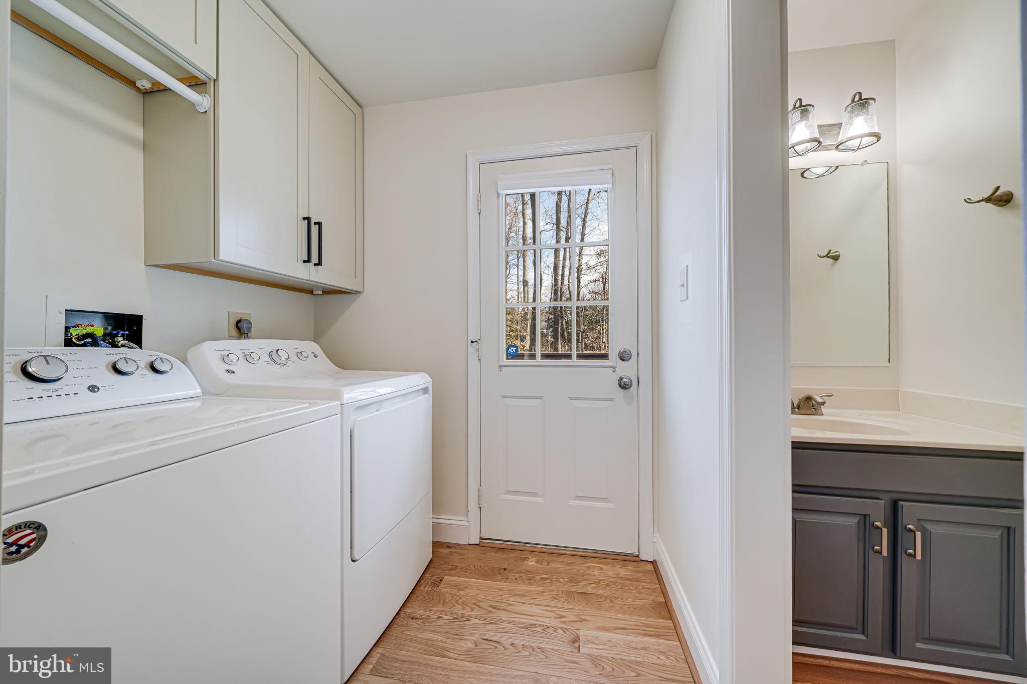 16005 Kenilworth Ct