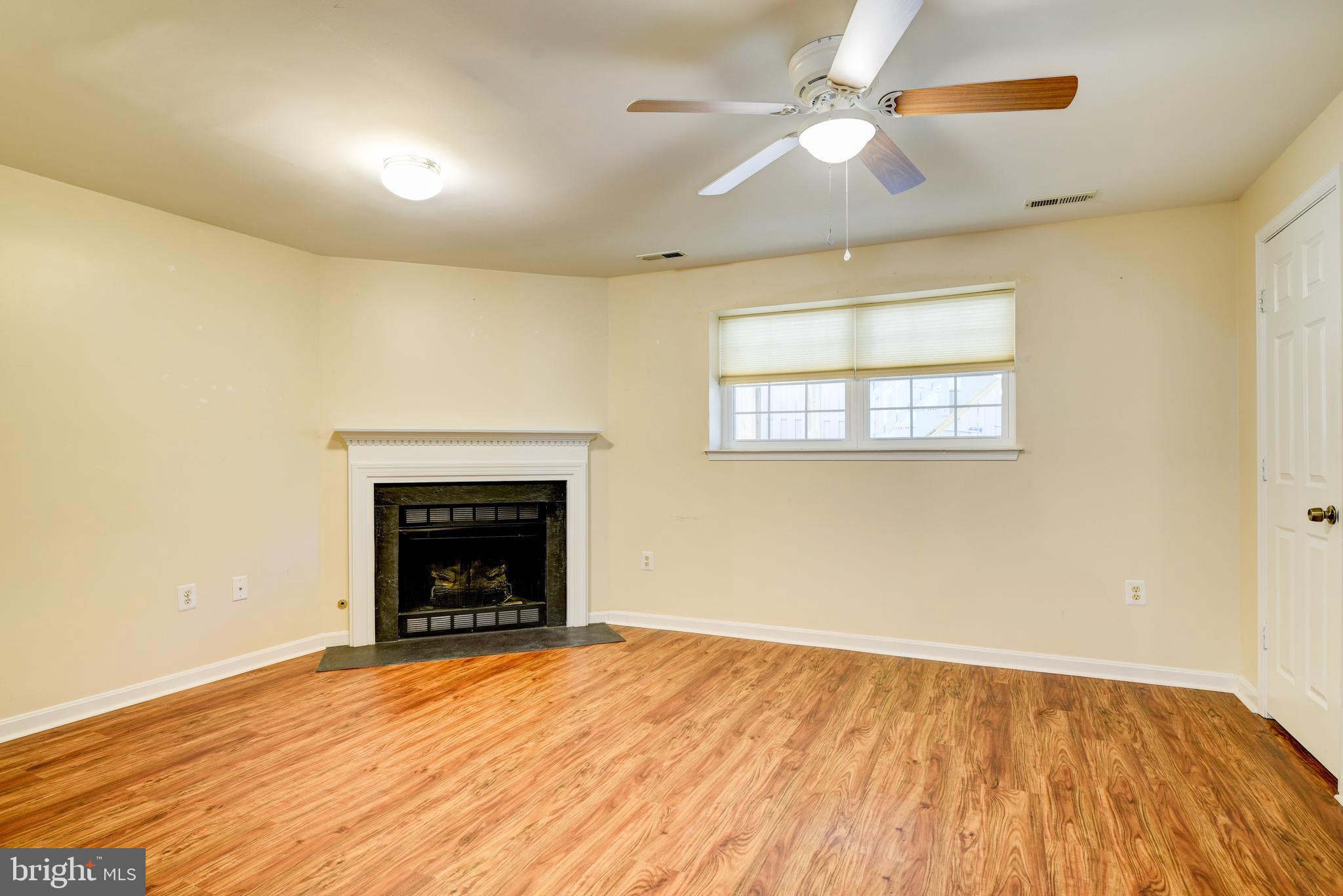 15706 Lansdale Pl