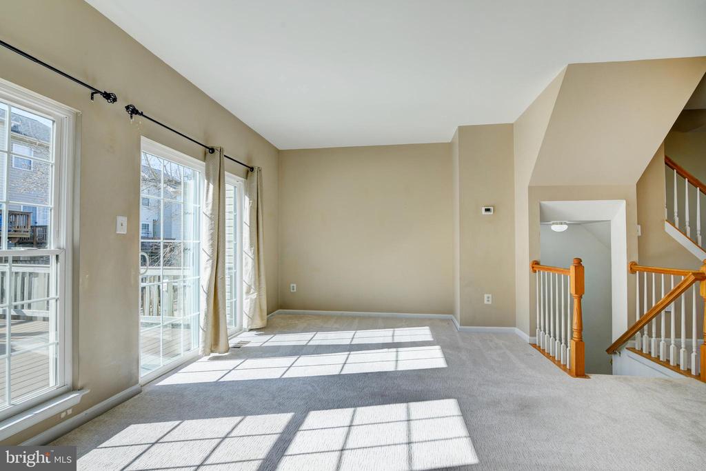 15706 Lansdale Pl