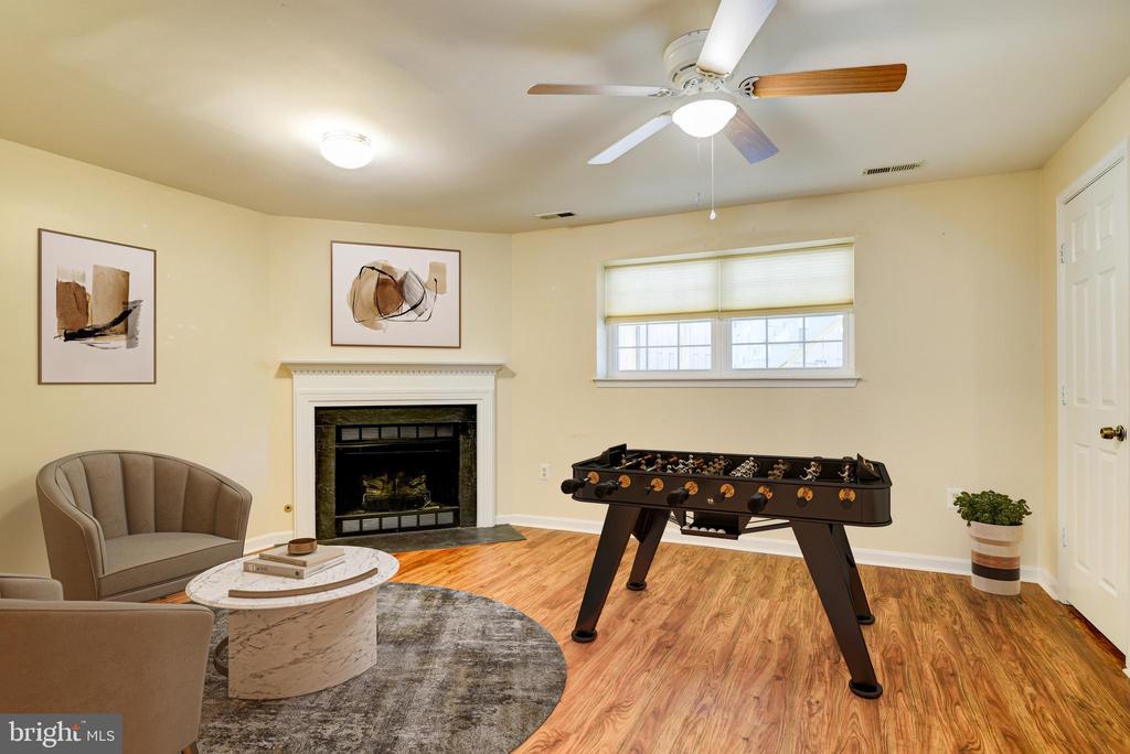 15706 Lansdale Pl