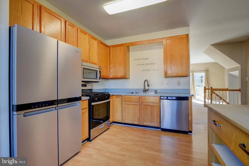 15706 Lansdale Pl