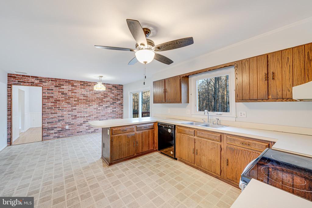 10409 MOUNT VERNON DRIVE