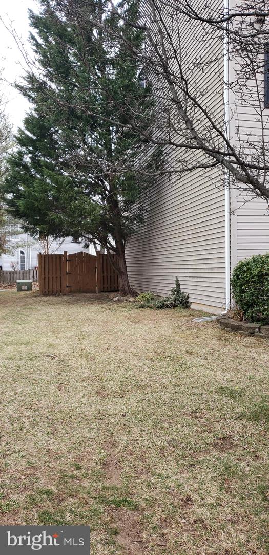 7981 FLAGER CIR