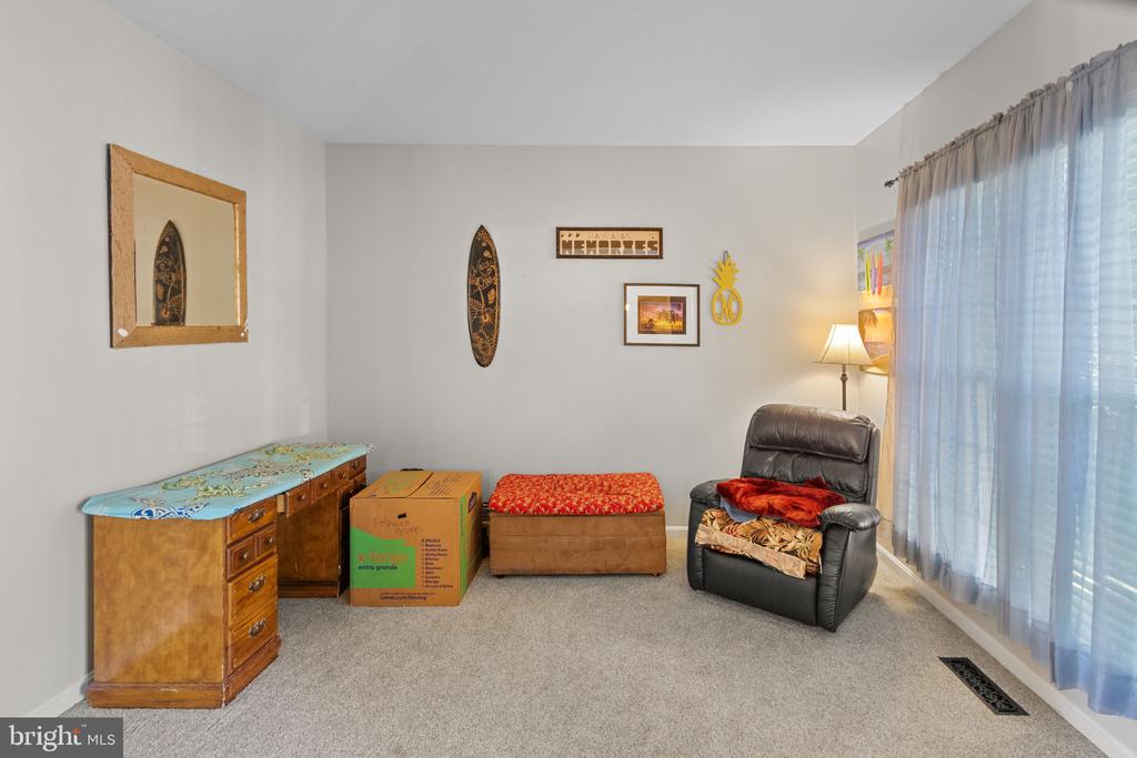 14933 Honey Locust Ct
