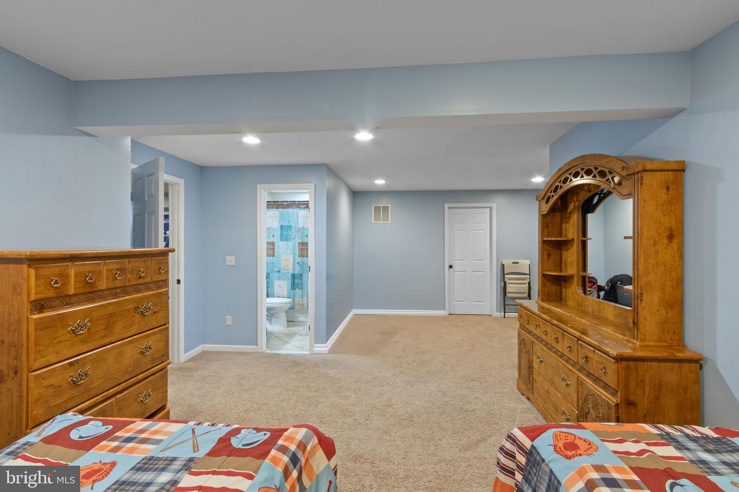 14933 Honey Locust Ct