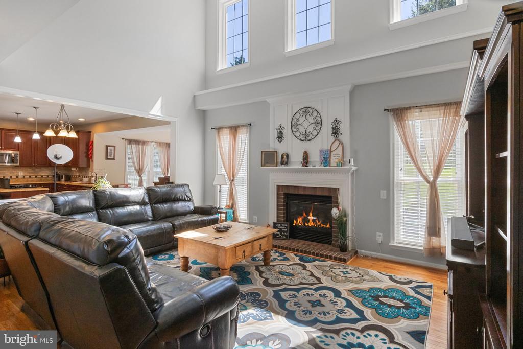 14933 Honey Locust Ct
