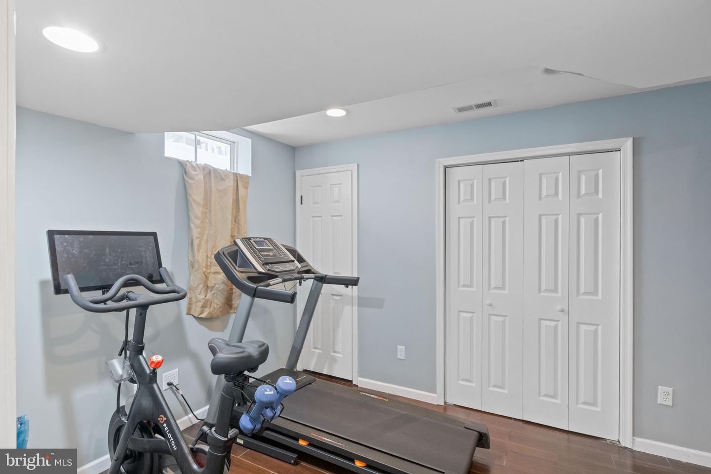 14933 Honey Locust Ct
