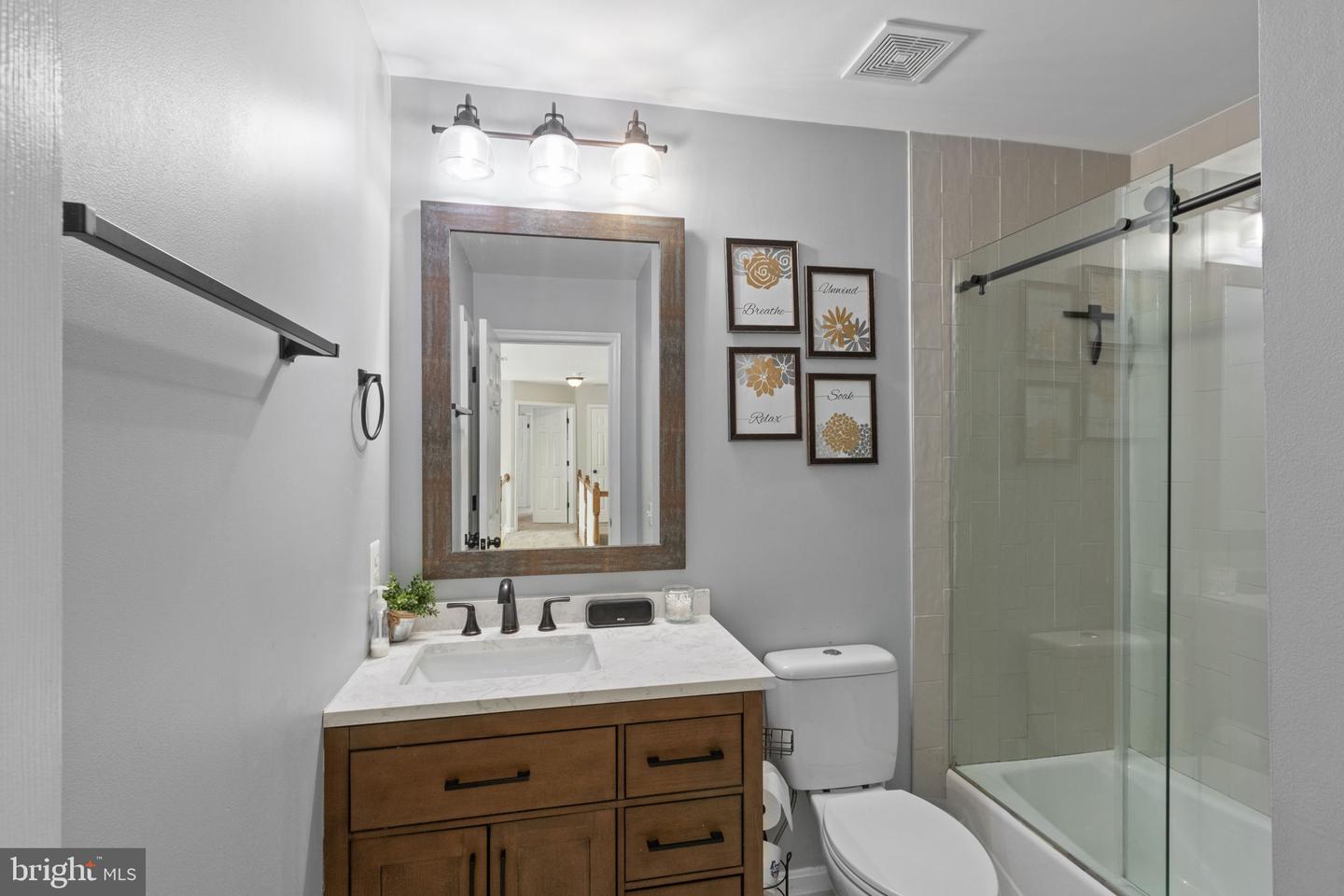 14933 Honey Locust Ct