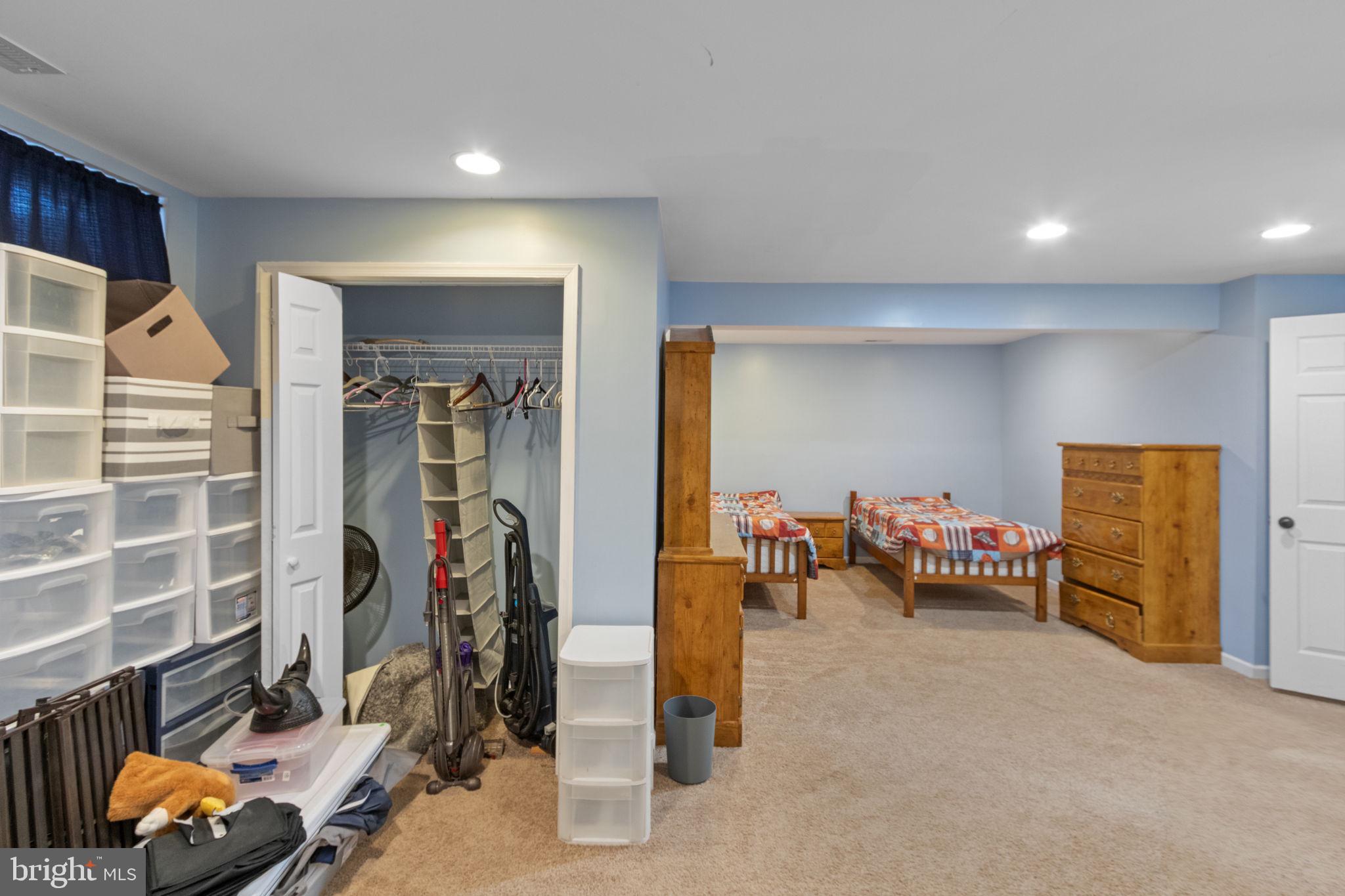 14933 Honey Locust Ct