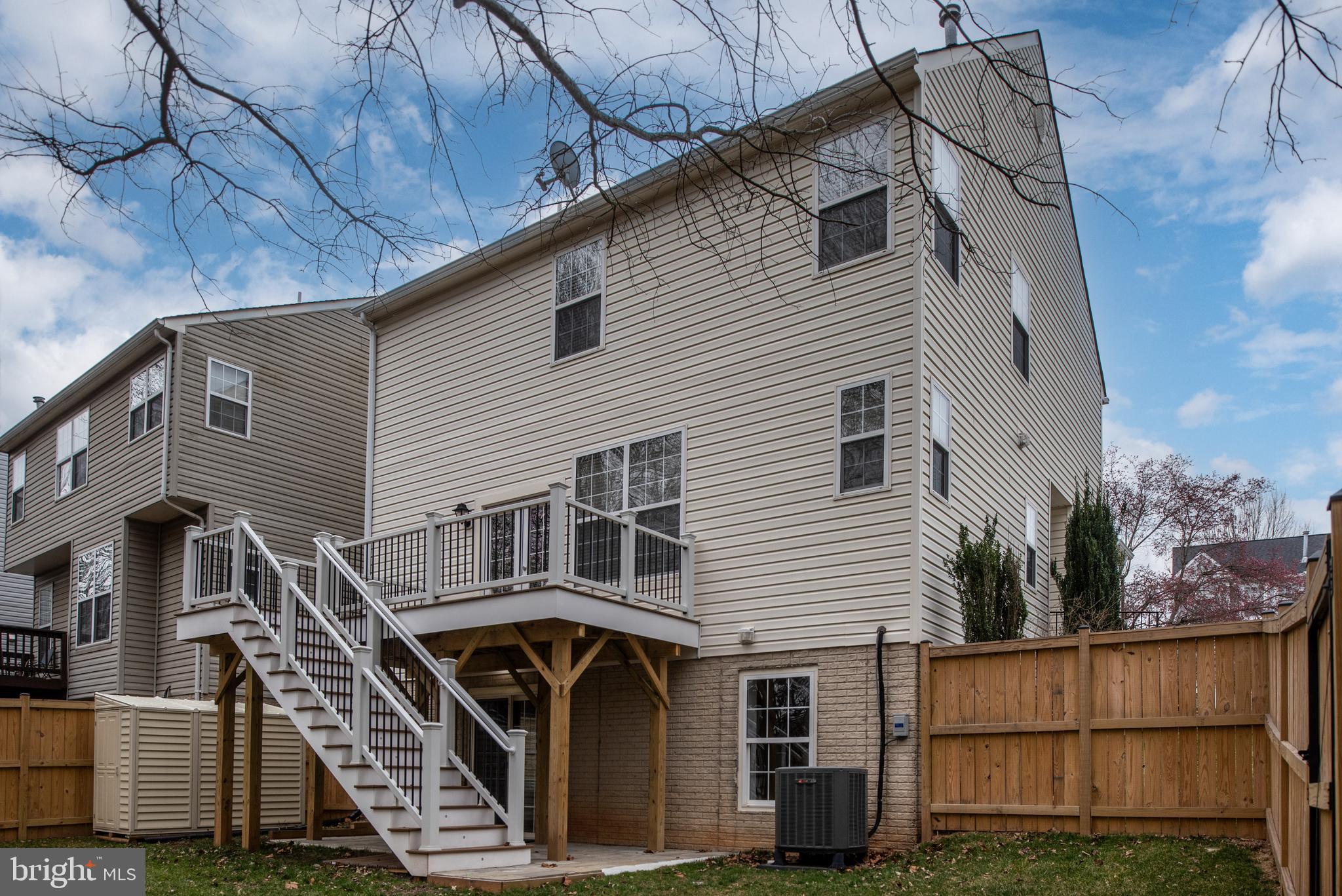 9129 Mineola Ct