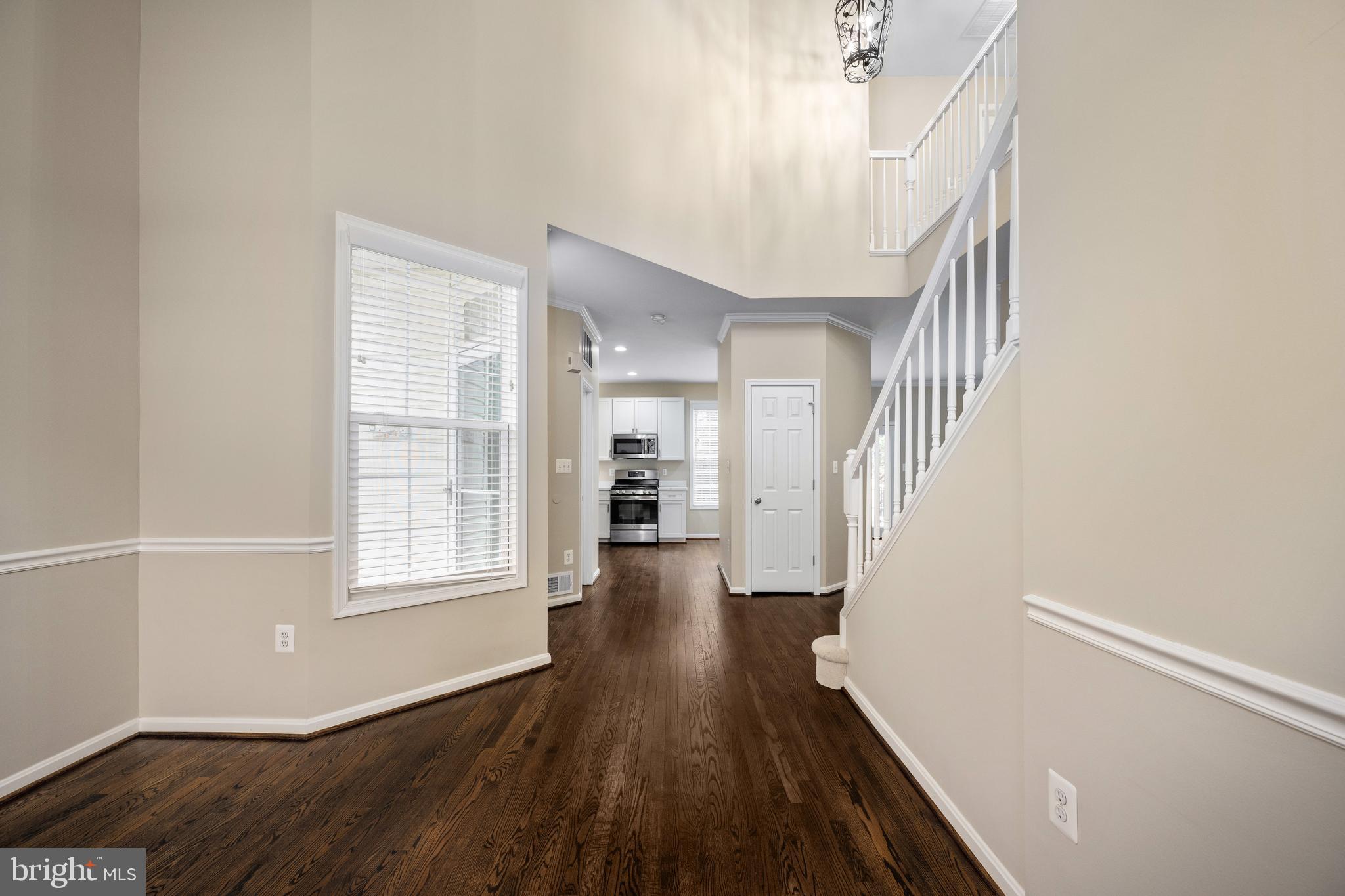 9129 Mineola Ct