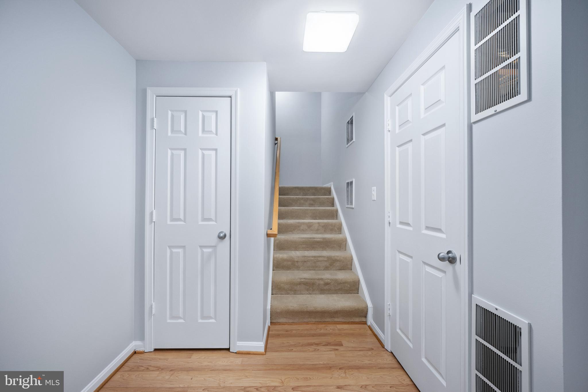9129 Mineola Ct