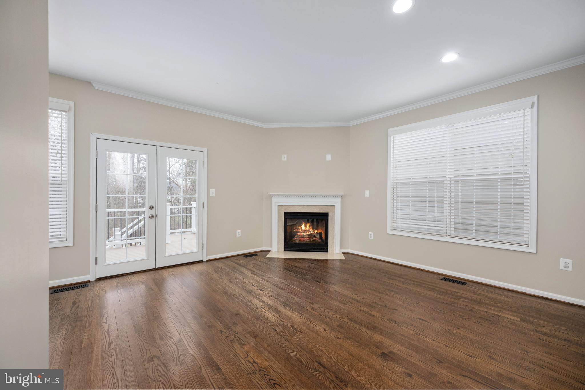 9129 Mineola Ct