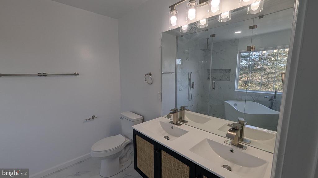 3254 GINA PLACE