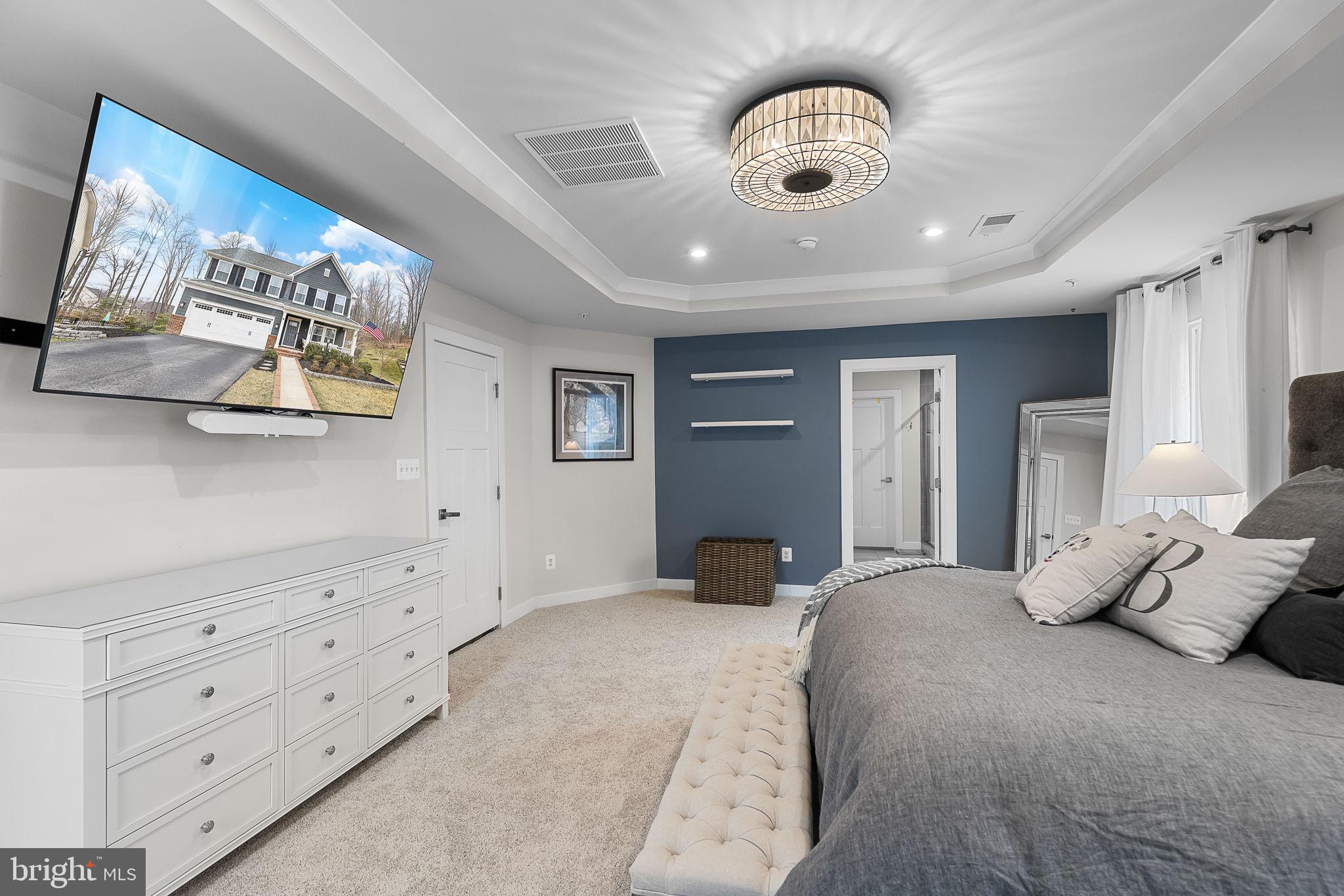 2048 Scarlet Pine Rd