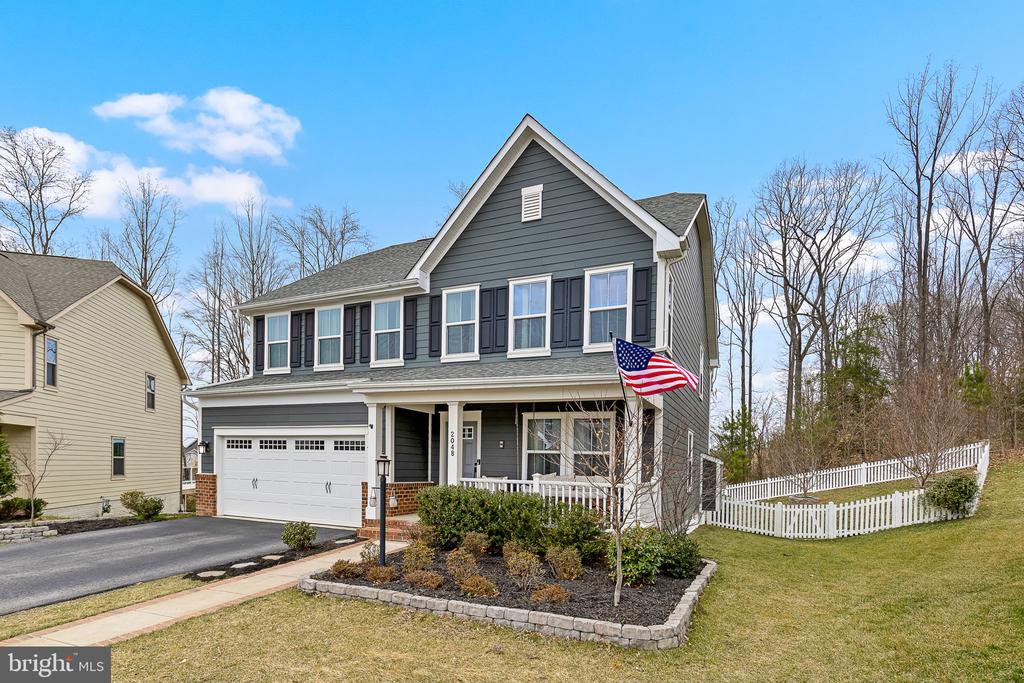 2048 Scarlet Pine Rd