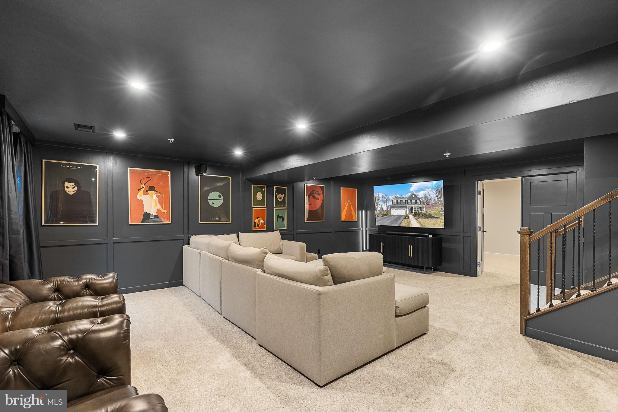 2048 Scarlet Pine Rd