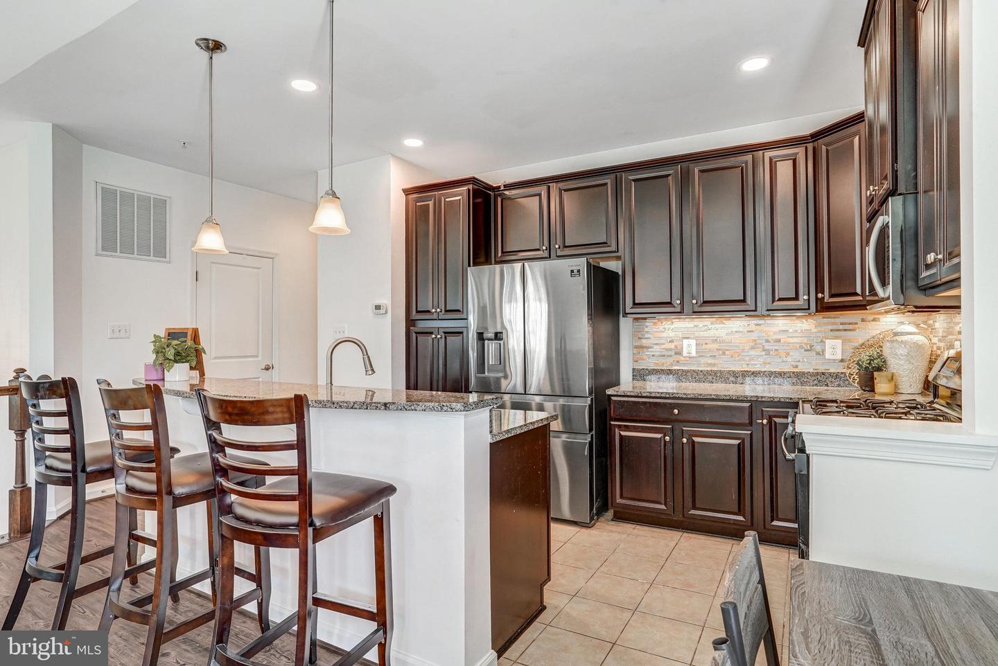 7388 Brunson Cir #5b