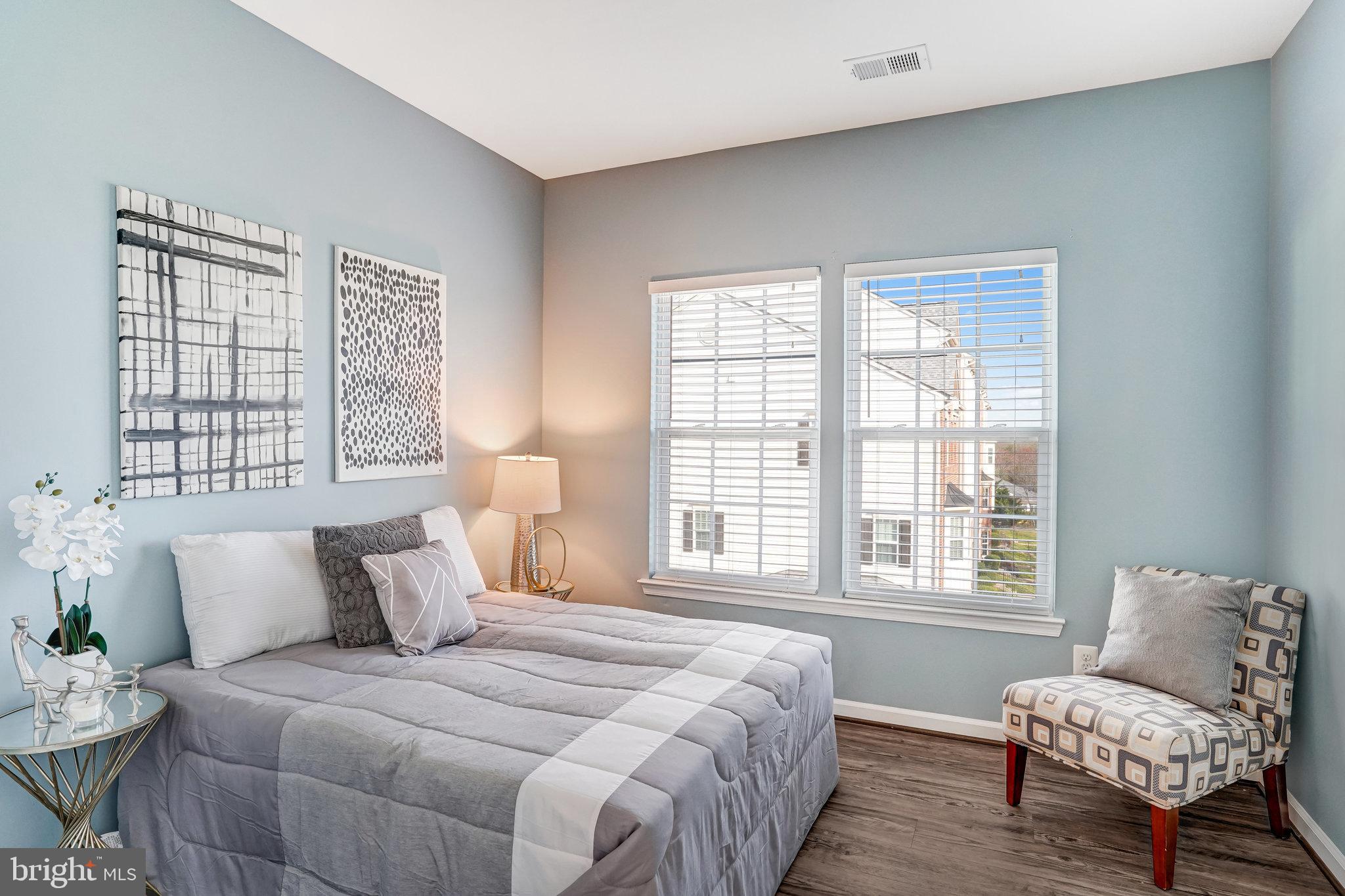 7388 Brunson Cir #5b