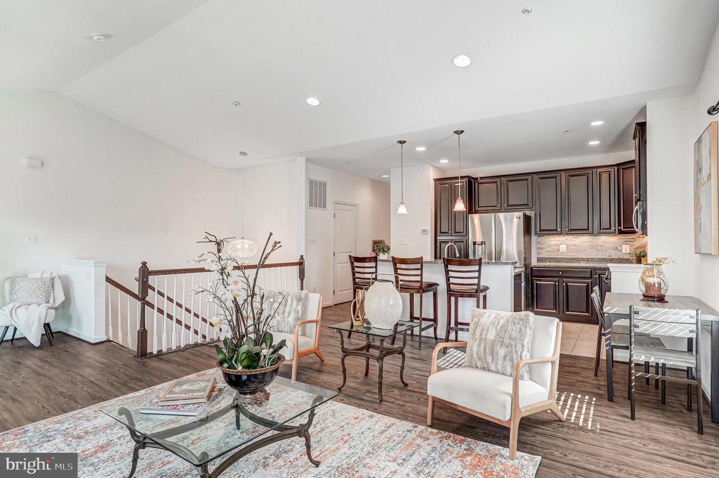 7388 Brunson Cir #5b