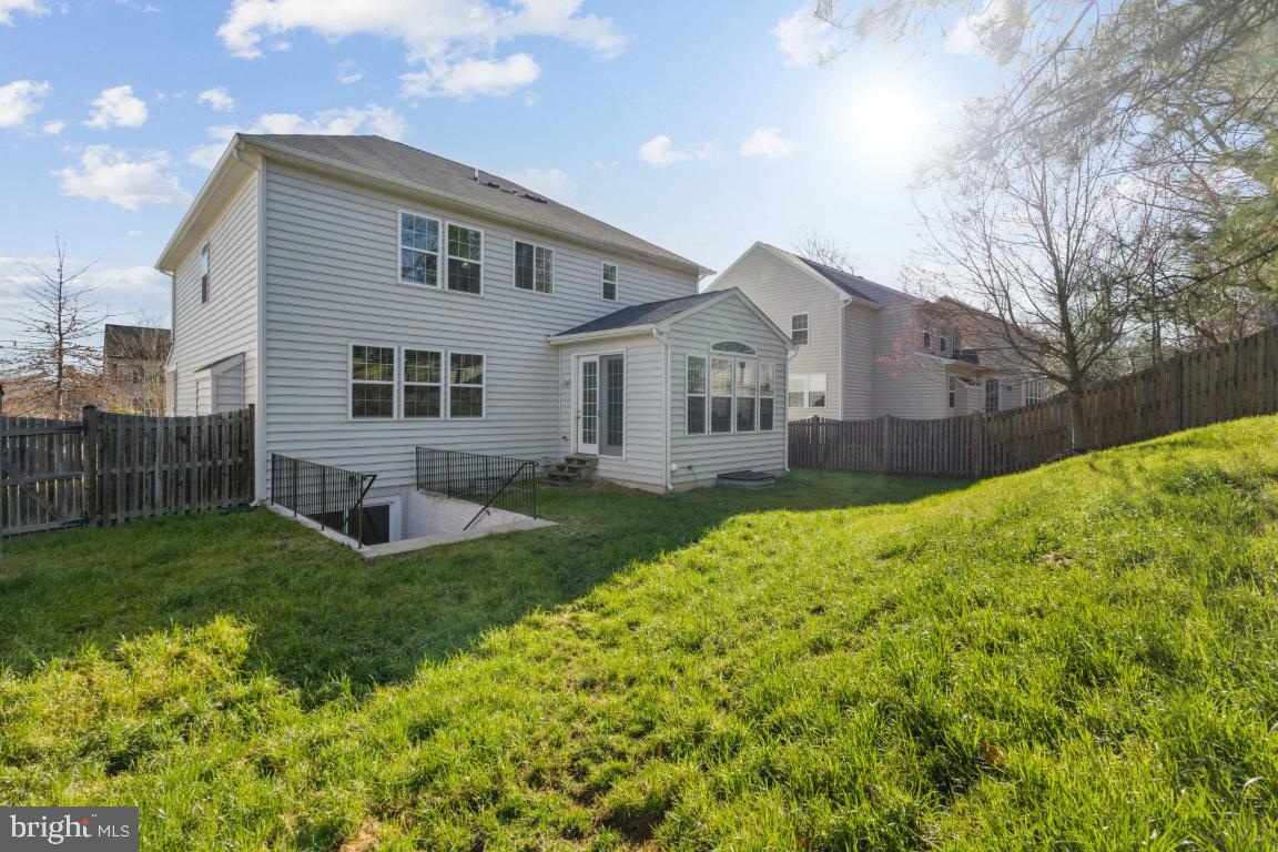 3809 Grafton Ct
