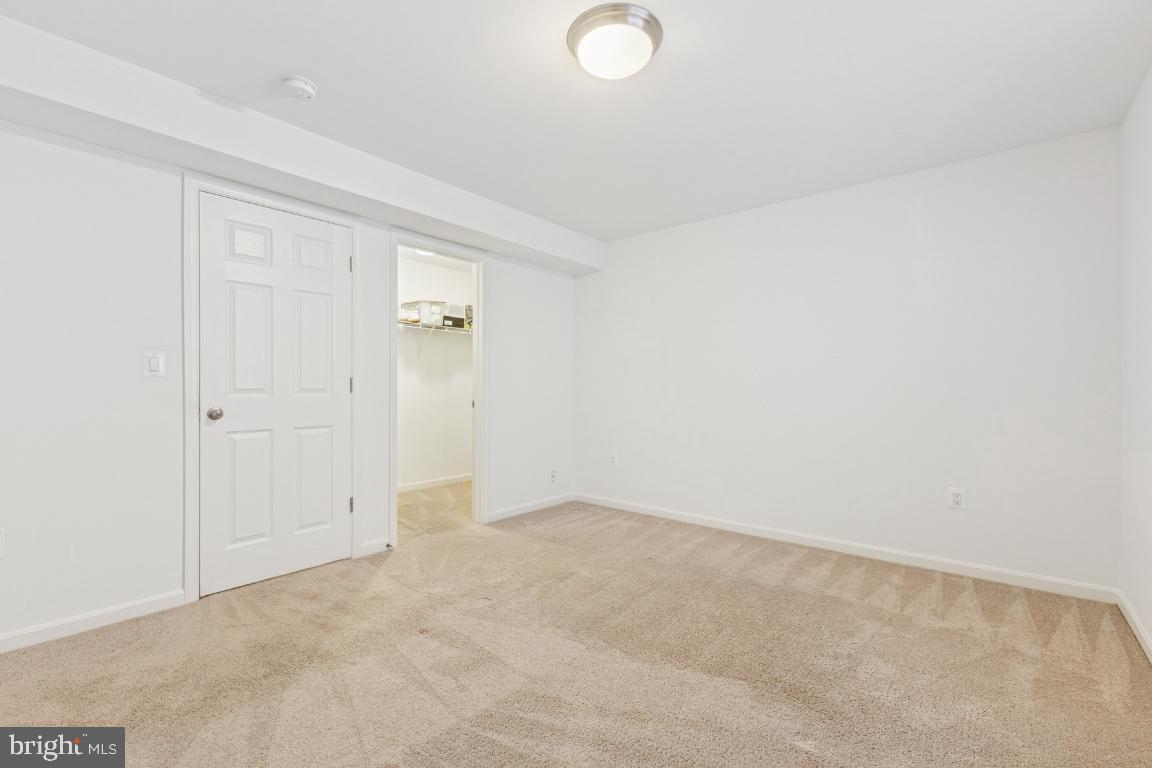 3809 Grafton Ct