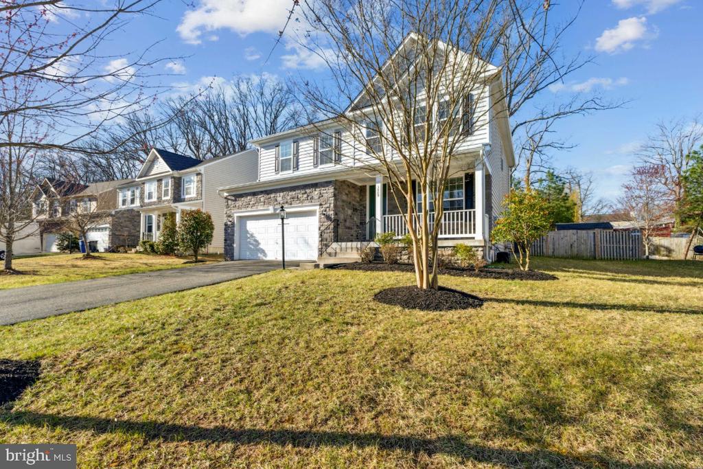 3809 Grafton Ct
