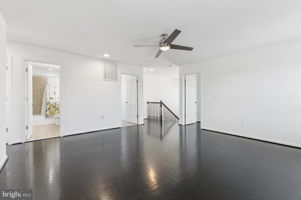 3809 Grafton Ct