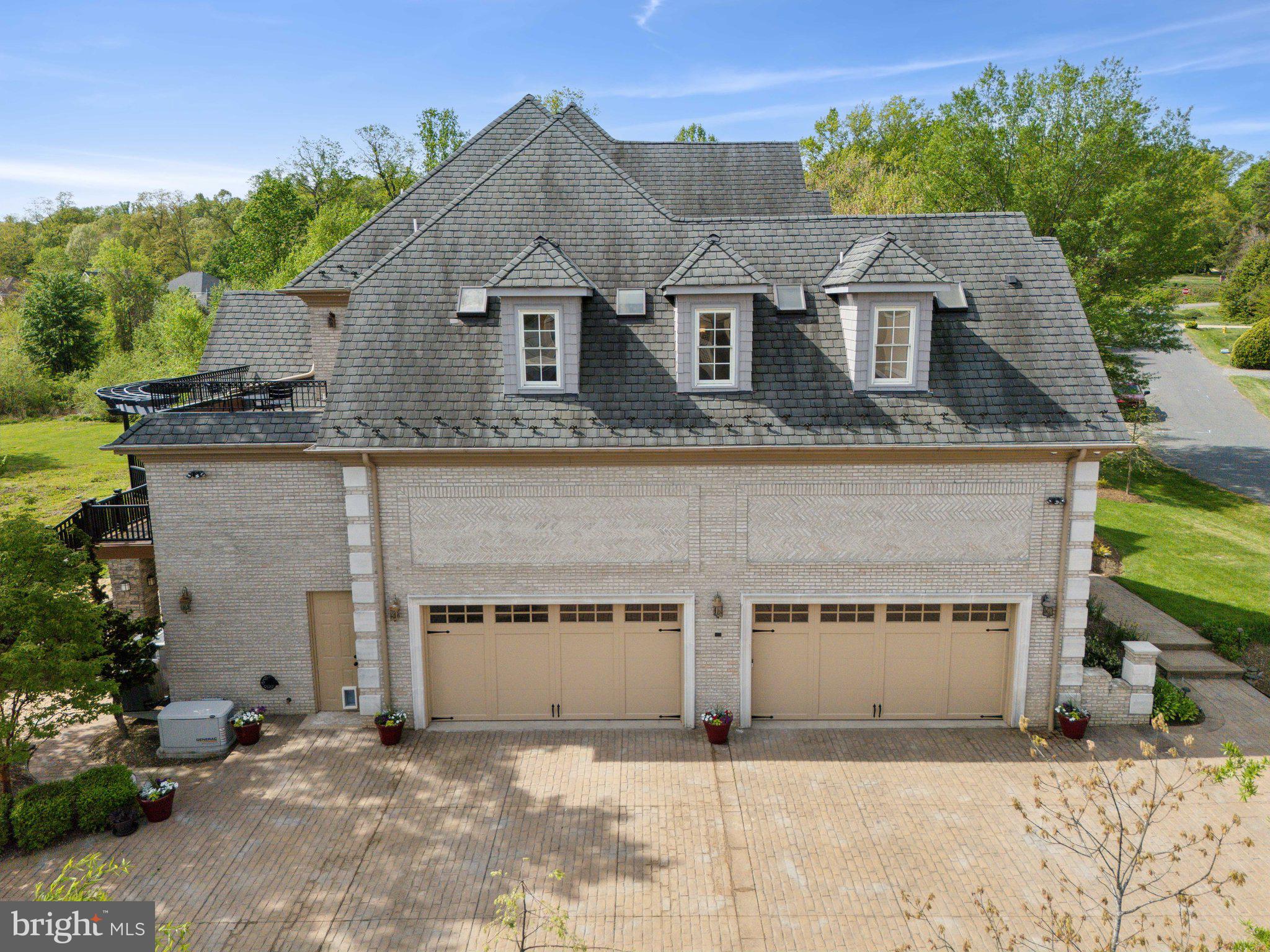 18495 Running Pine Ct