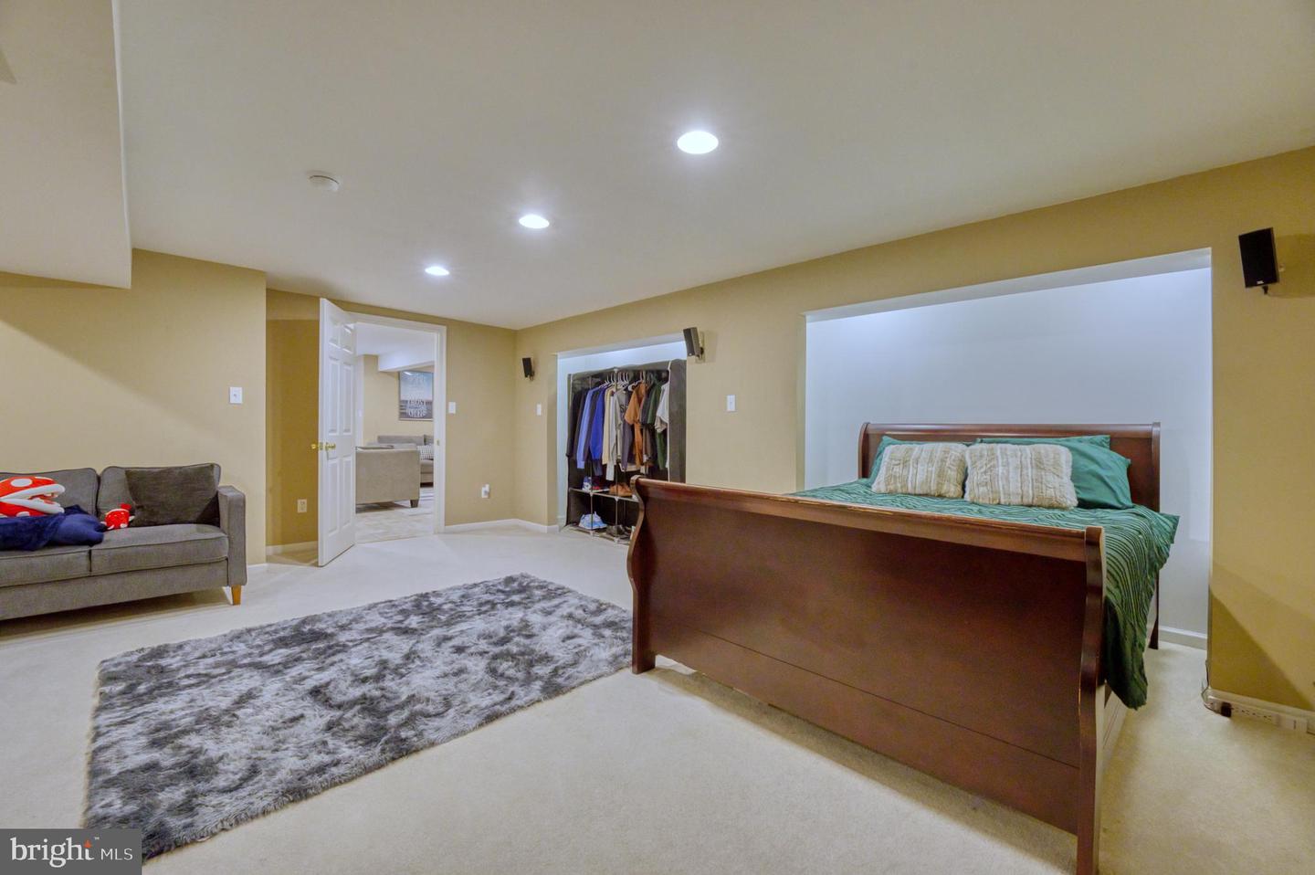 5959 Fincastle Dr