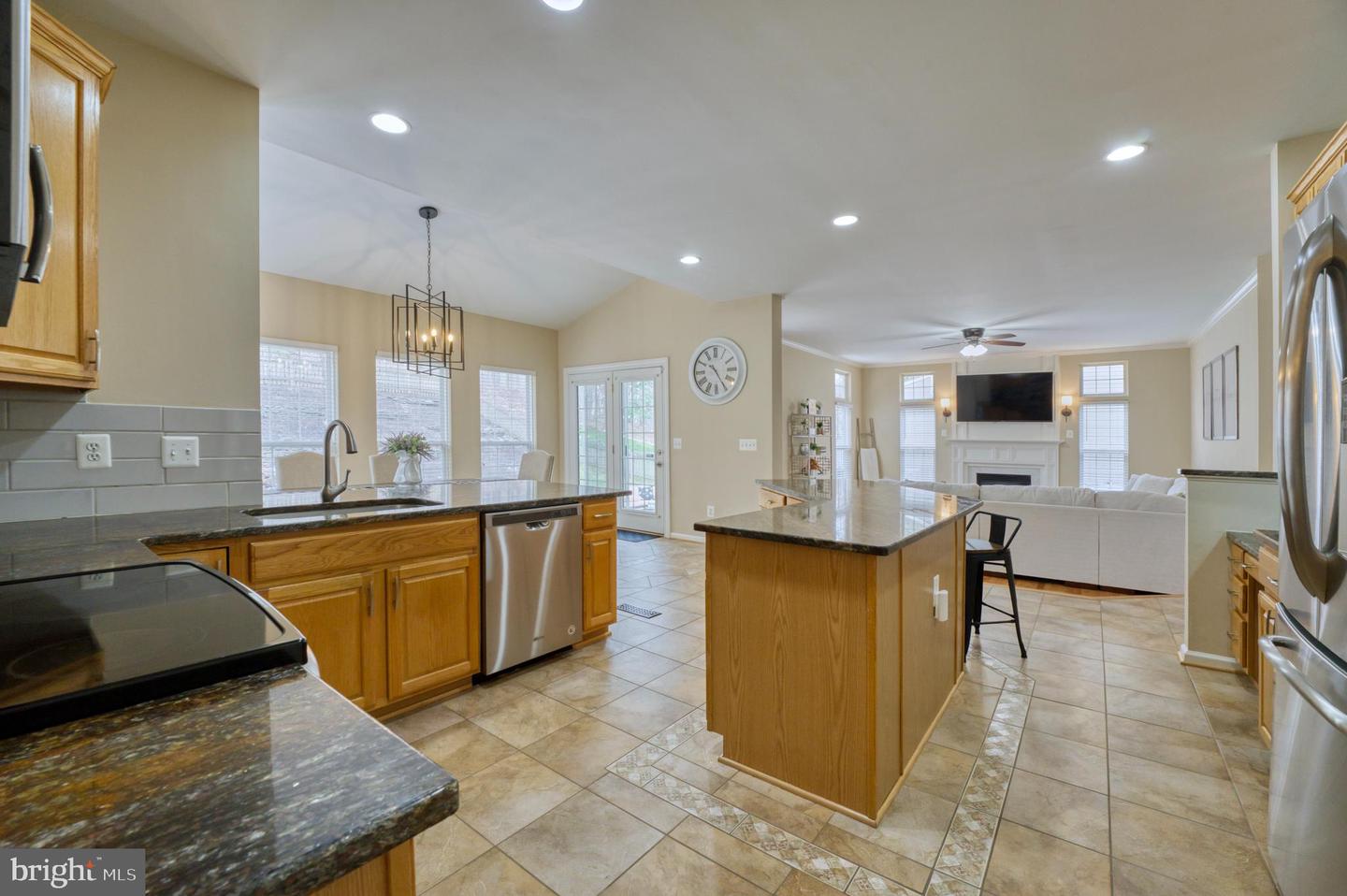 5959 Fincastle Dr