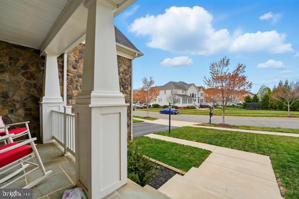 4609 BESSELINK WAY