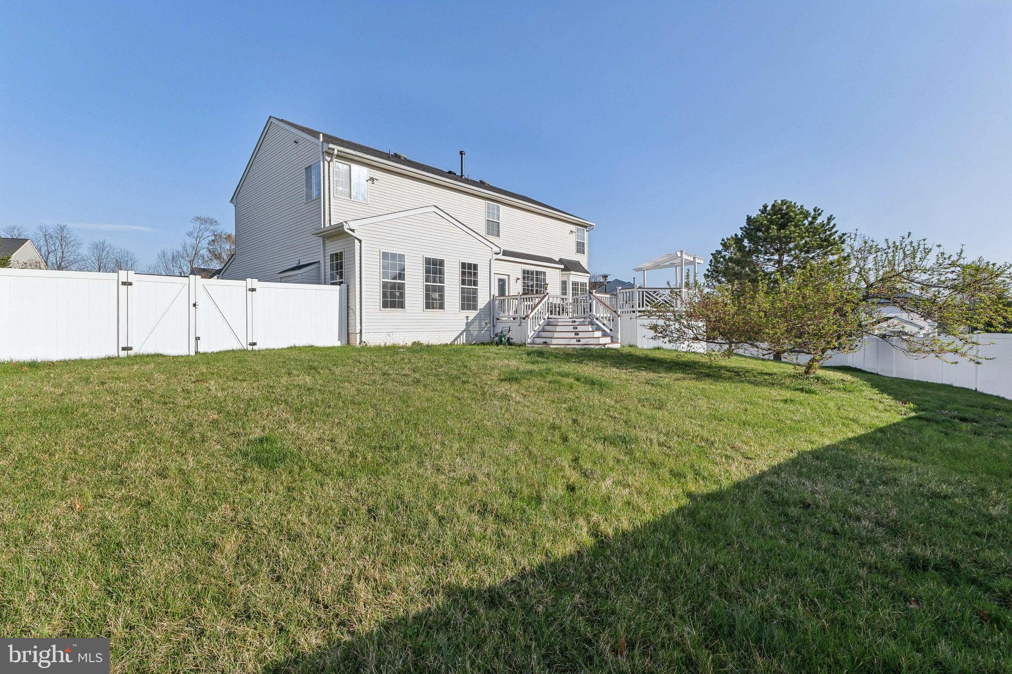 12061 VANTAGE POINT CT