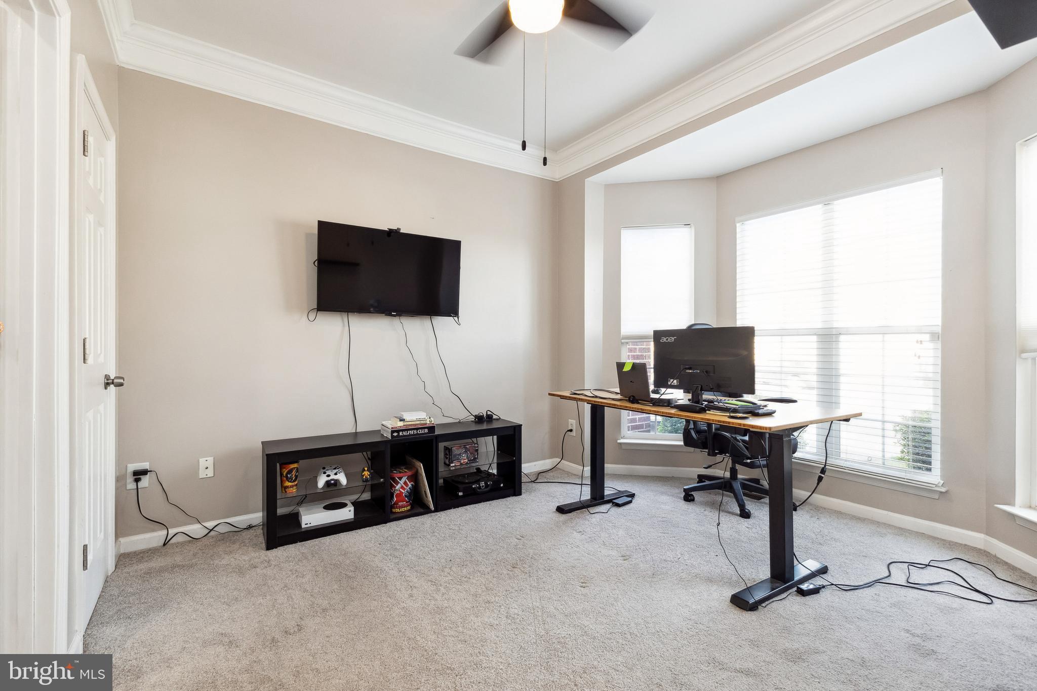 12061 VANTAGE POINT CT