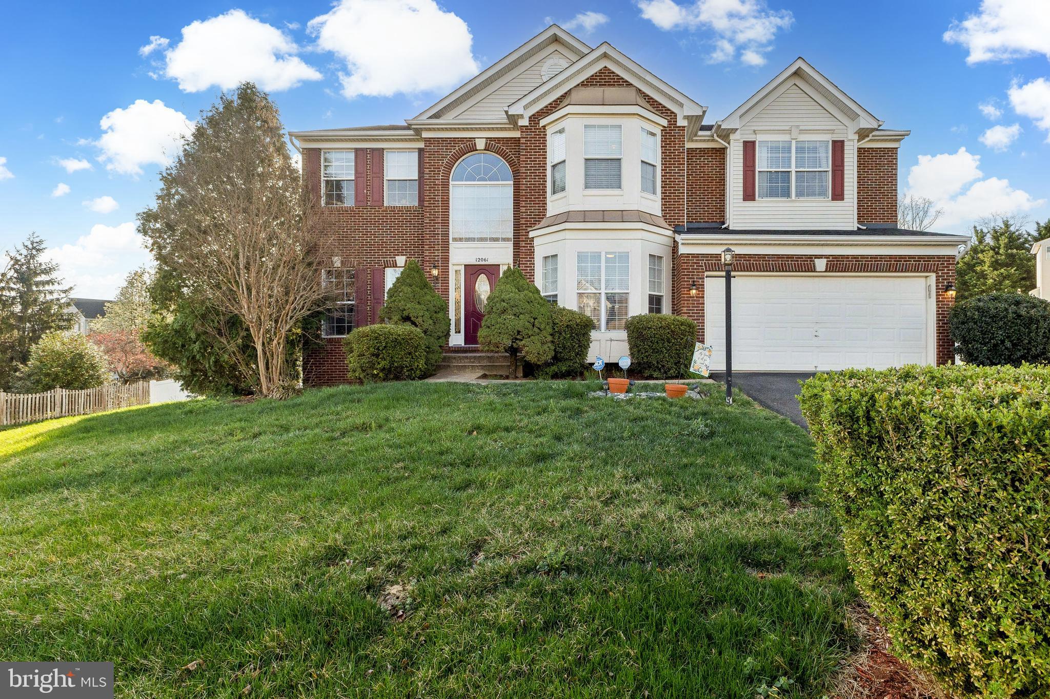12061 VANTAGE POINT CT