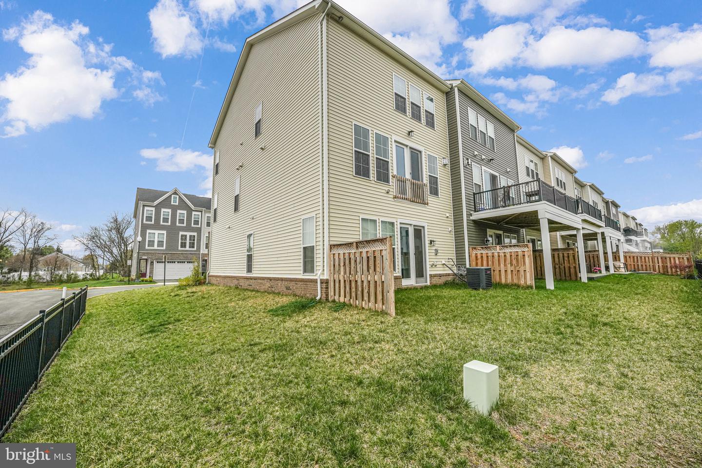 6852 KARTER ROBINSON DR