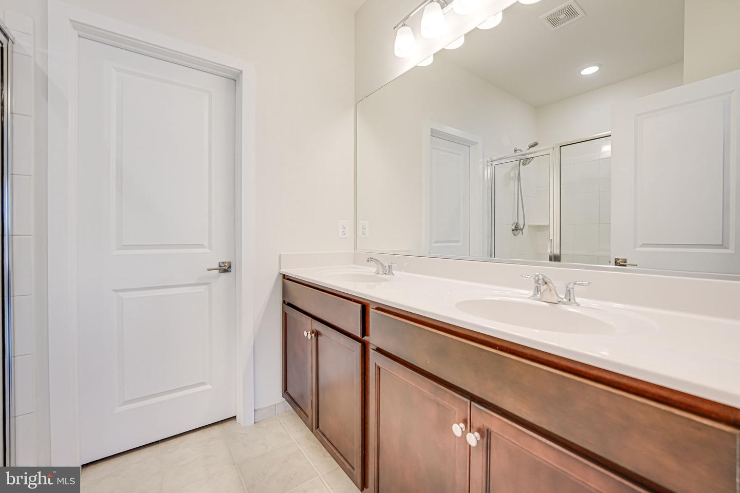 6852 KARTER ROBINSON DR
