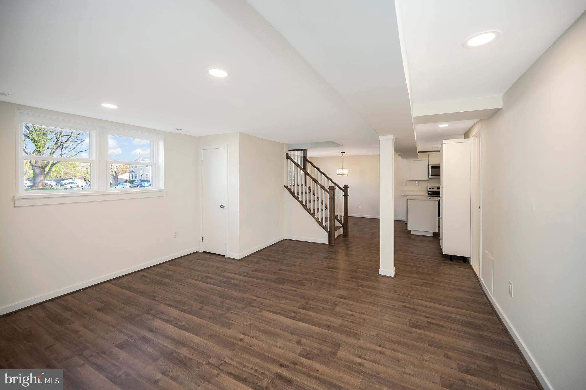 13909 Gum Ln