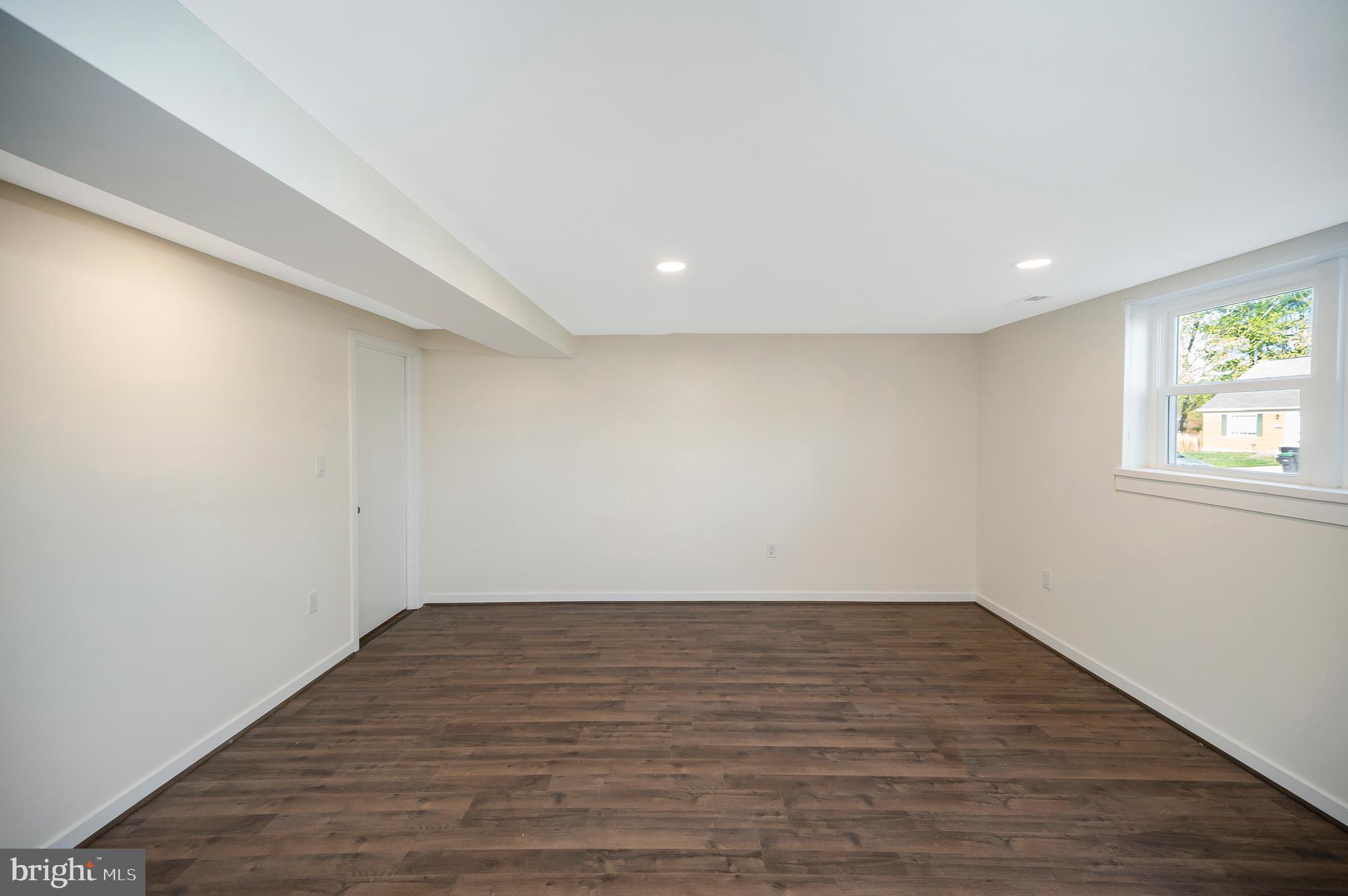 13909 Gum Ln