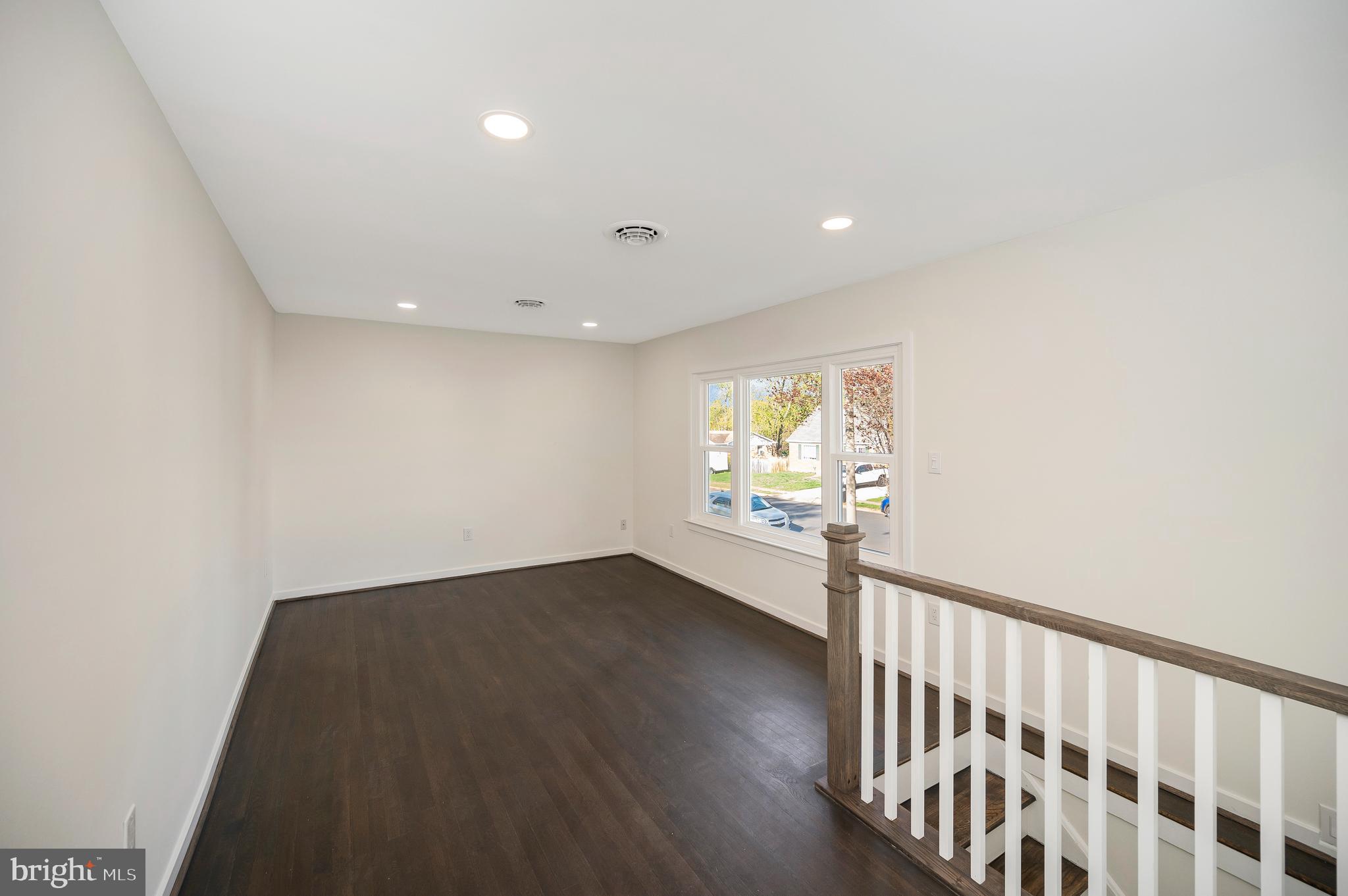 13909 Gum Ln