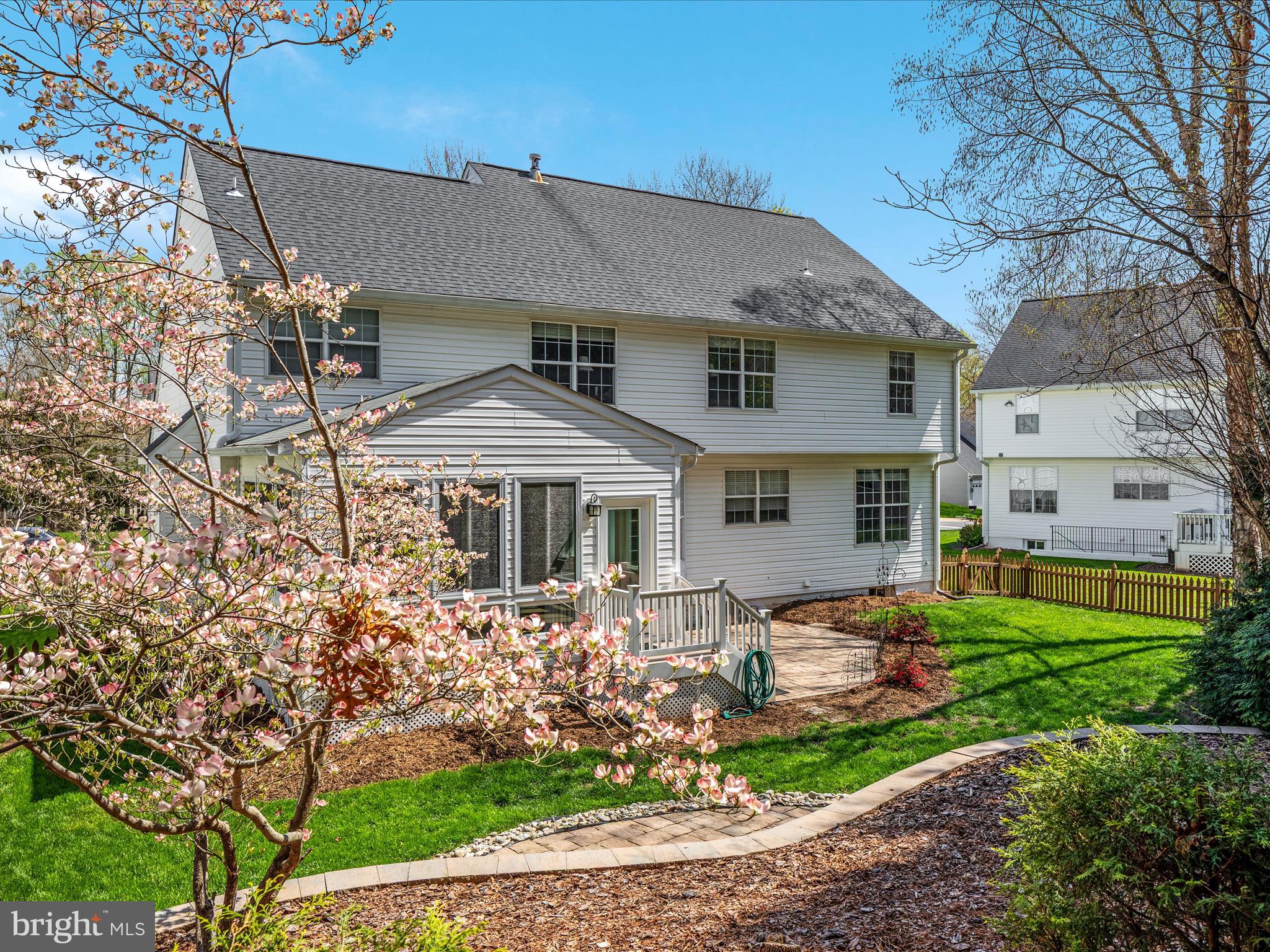 5995 Fincastle Dr
