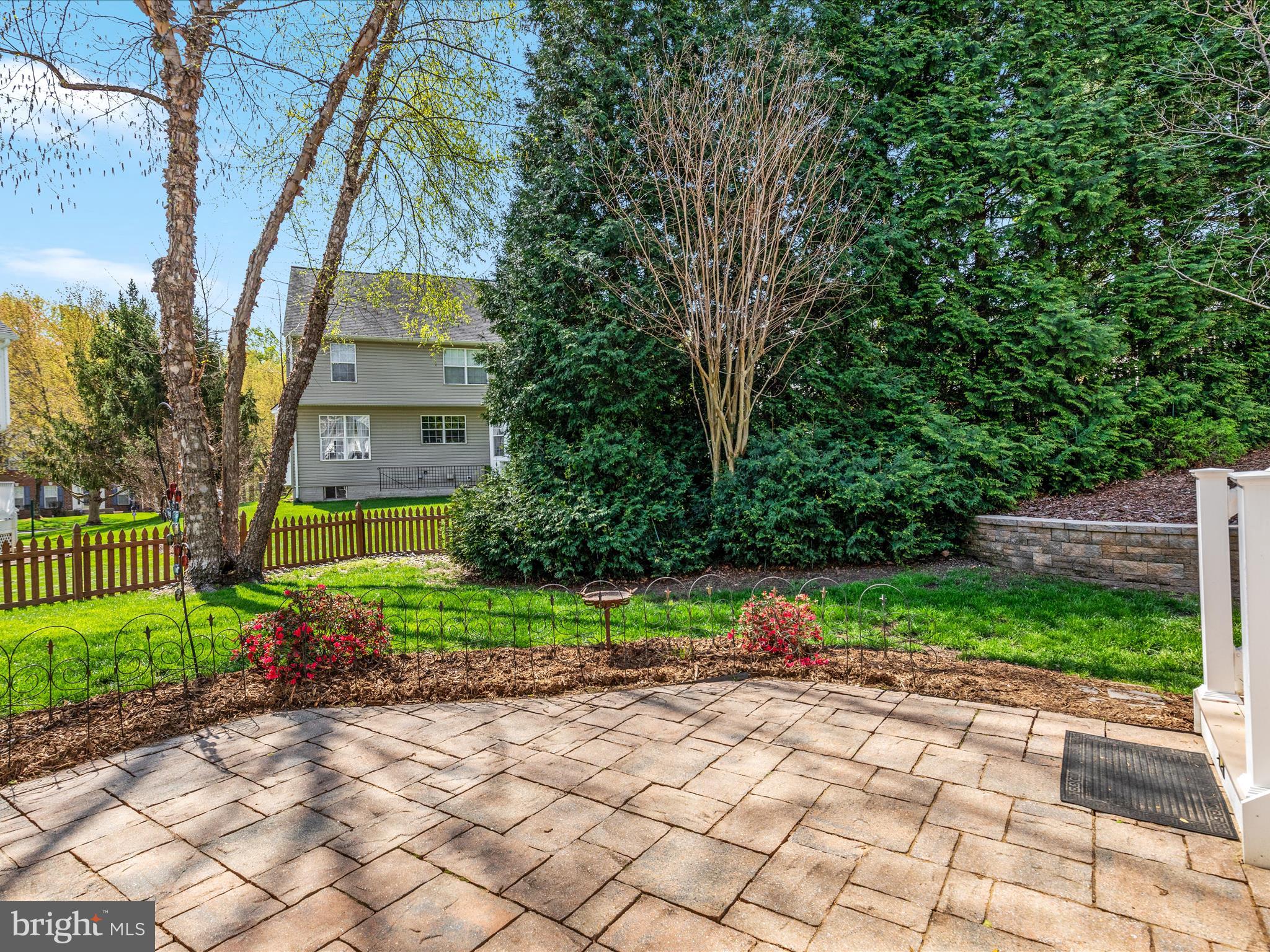 5995 Fincastle Dr