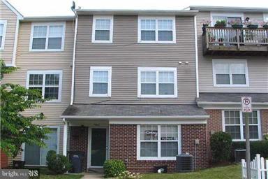 7903 APACHE RIDGE CT