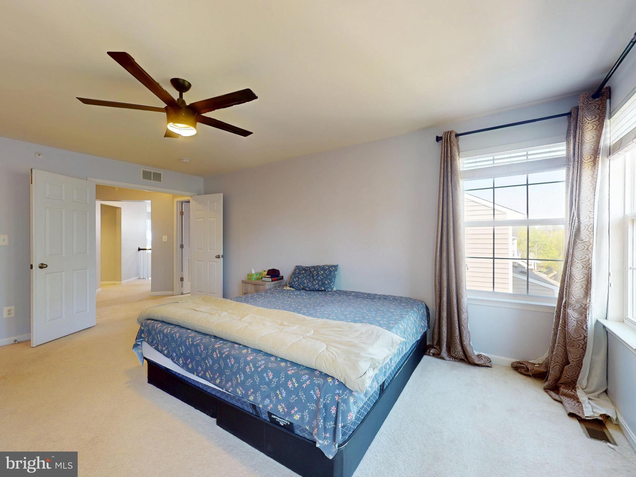 3569 EAGLE RIDGE DR