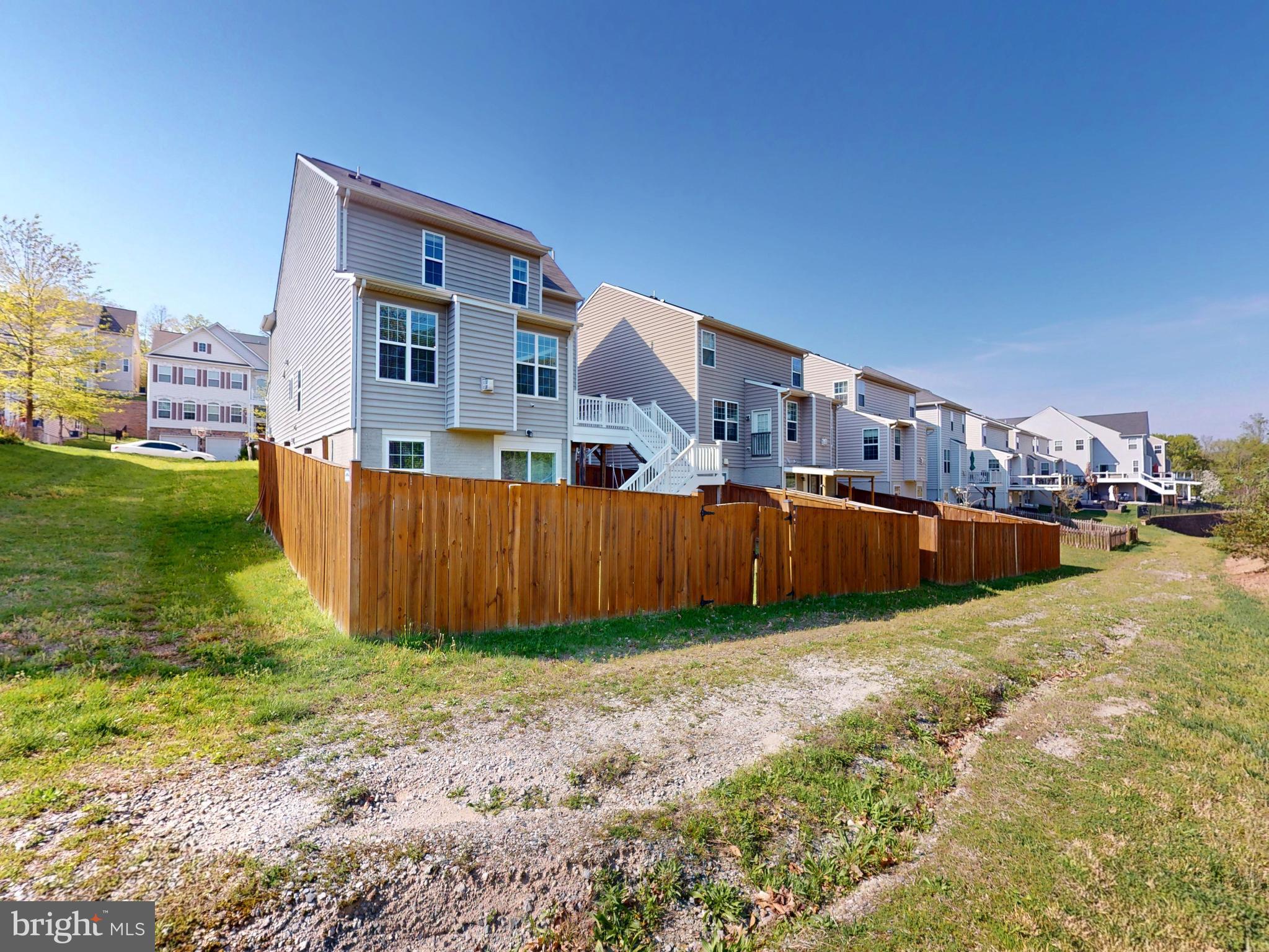 3569 EAGLE RIDGE DR