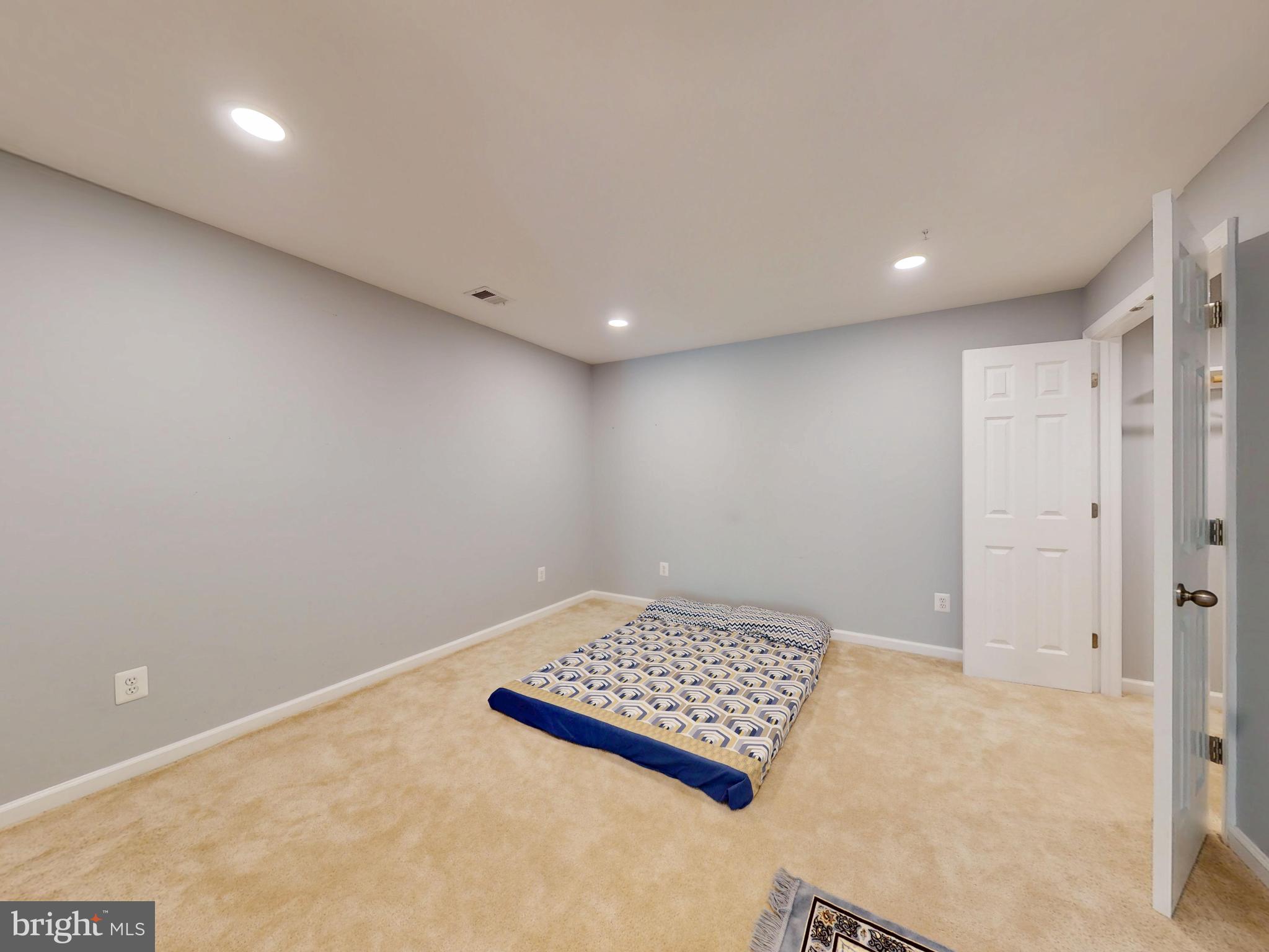 3569 EAGLE RIDGE DR