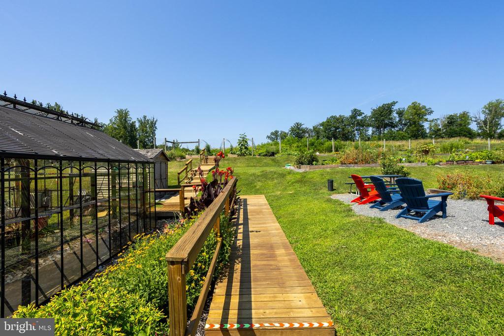 18086 RED CEDAR ROAD